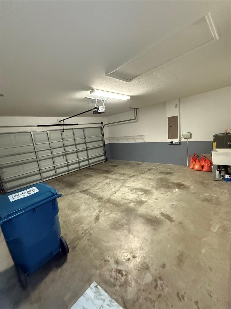 HIGHLAND MEADOWS PH 02 - Residential Lease