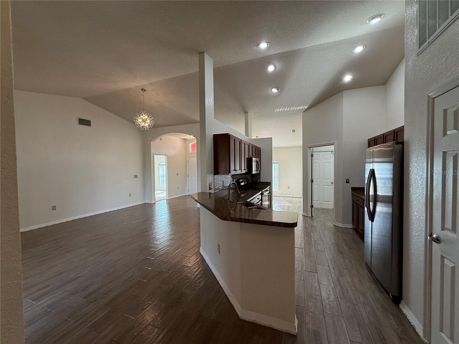 HIGHLAND MEADOWS PH 02 - Residential Lease