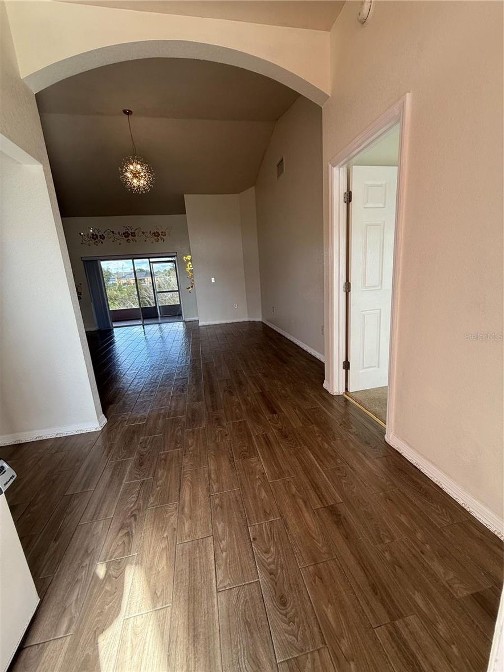 Photo of 318 Highland Meadows Drive, Davenport, FL 33837 (MLS # O6372702)