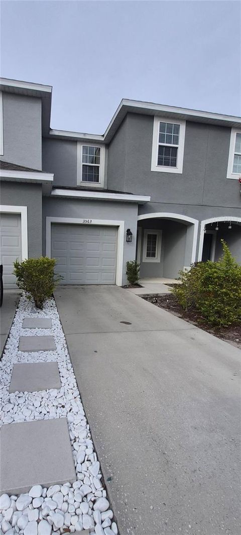 Featured picture for the property R4910605
