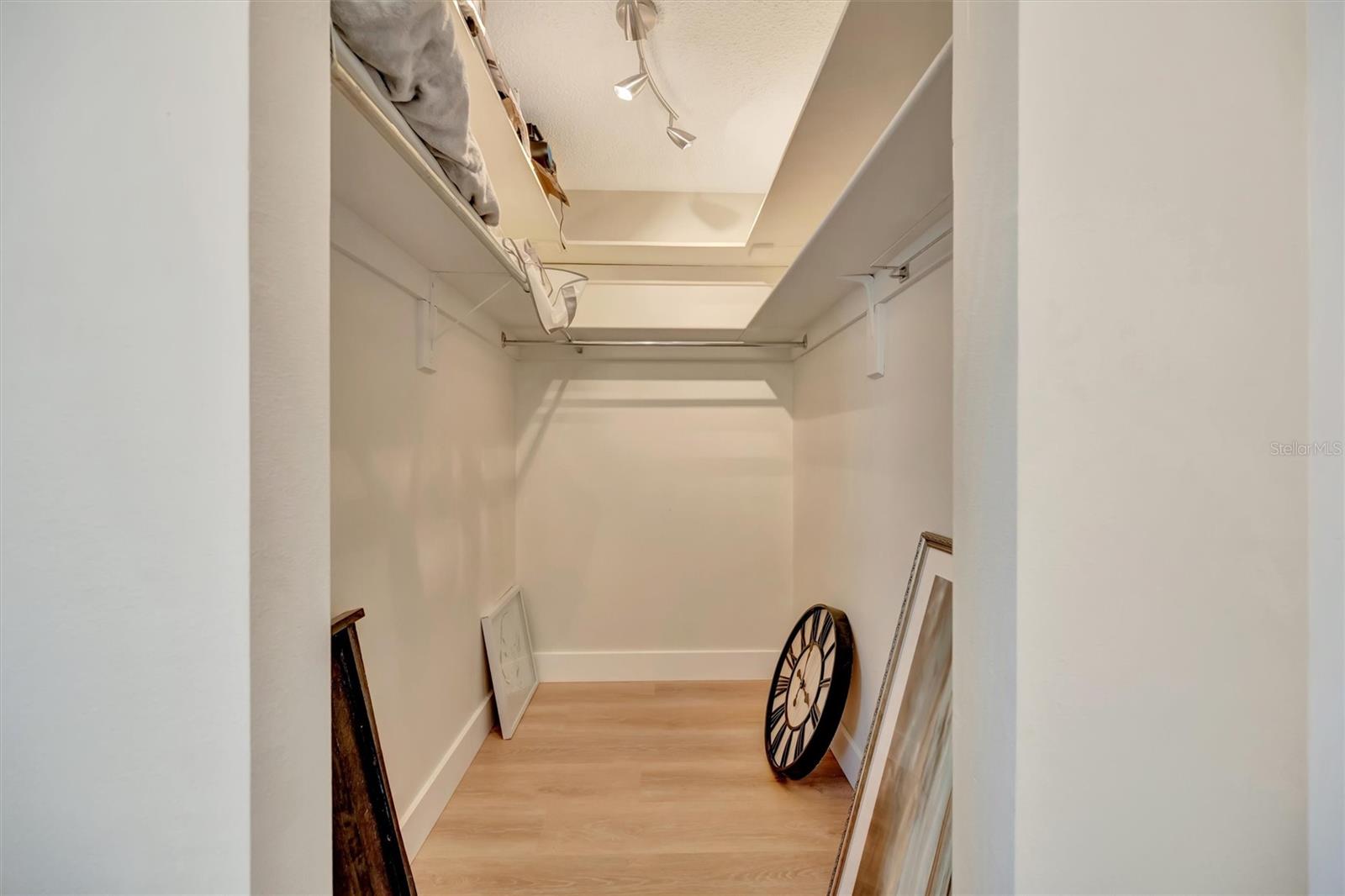 CASCO DORADO - Residential