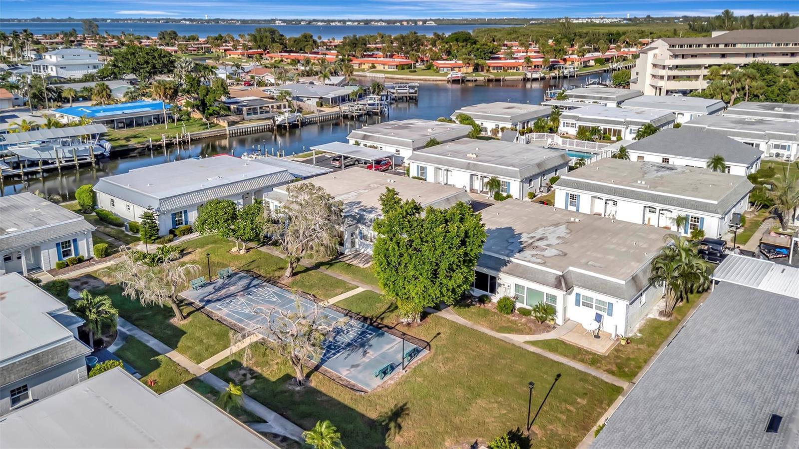 CASCO DORADO - Residential