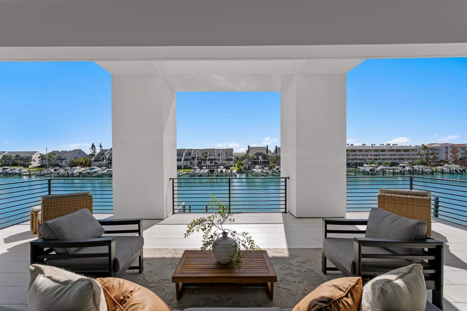 TIERRA VERDE UNIT 1 4TH REP - Residential