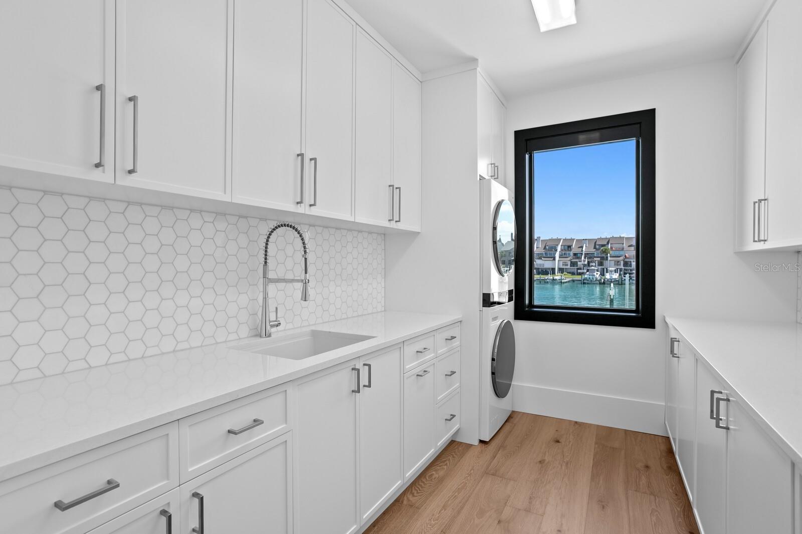 TIERRA VERDE UNIT 1 4TH REP - Residential