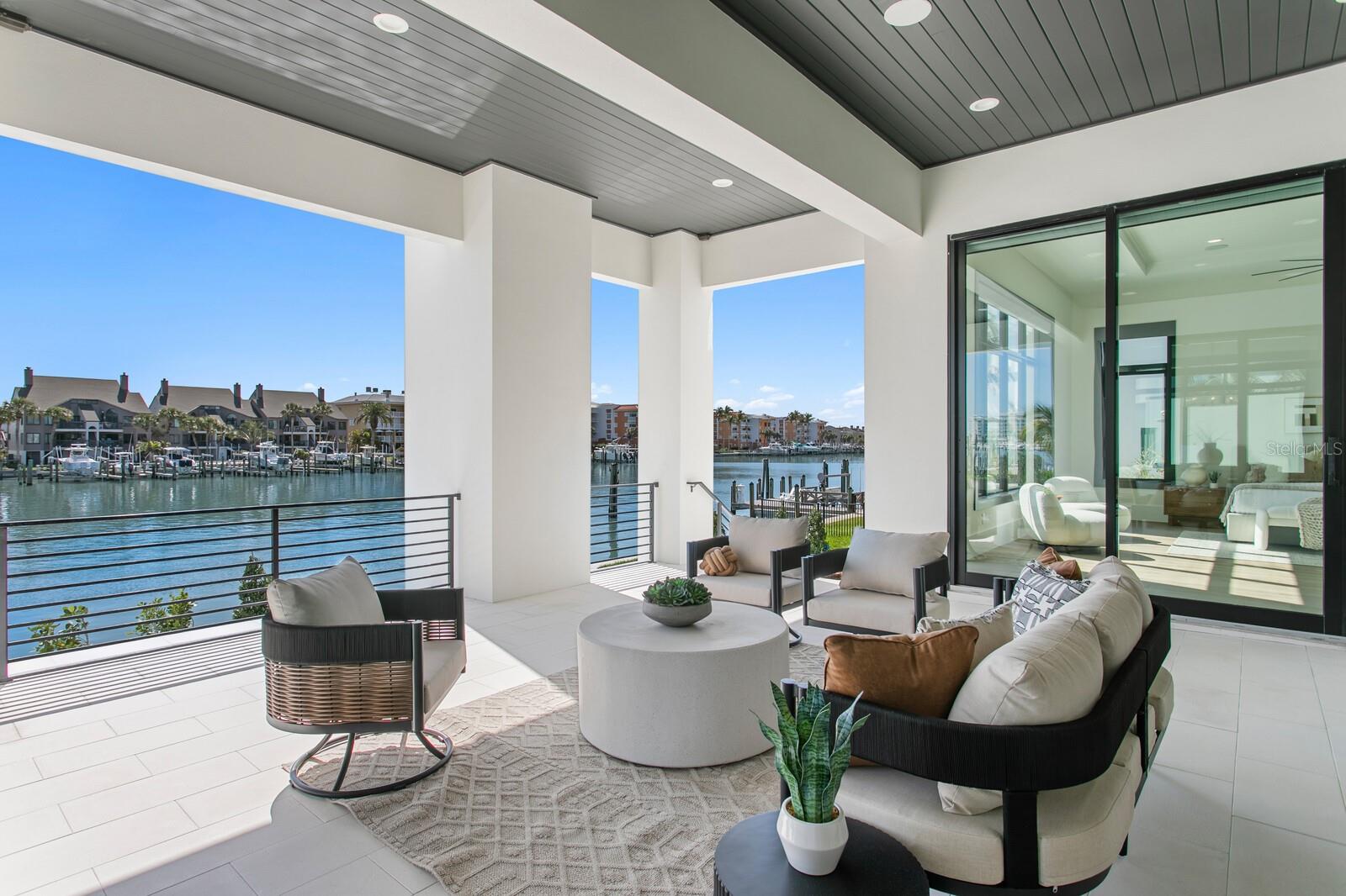 TIERRA VERDE UNIT 1 4TH REP - Residential