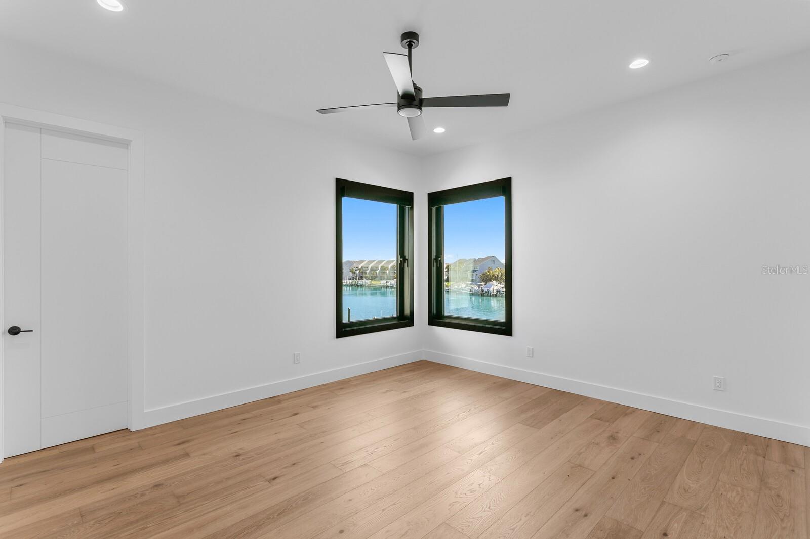 TIERRA VERDE UNIT 1 4TH REP - Residential