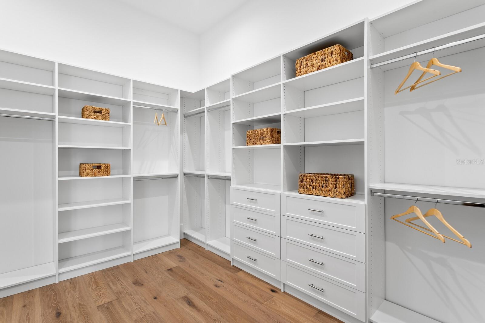 TIERRA VERDE UNIT 1 4TH REP - Residential