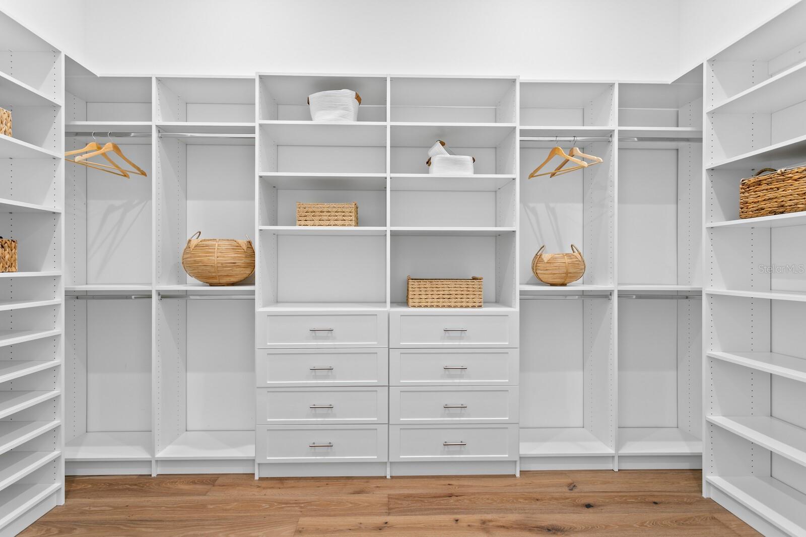 TIERRA VERDE UNIT 1 4TH REP - Residential