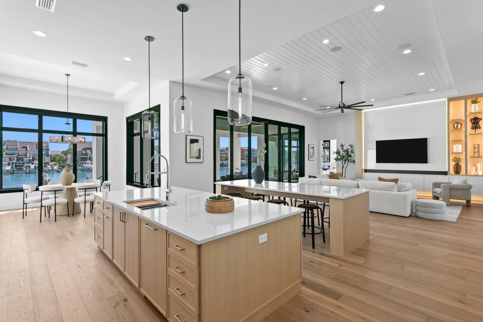 TIERRA VERDE UNIT 1 4TH REP - Residential