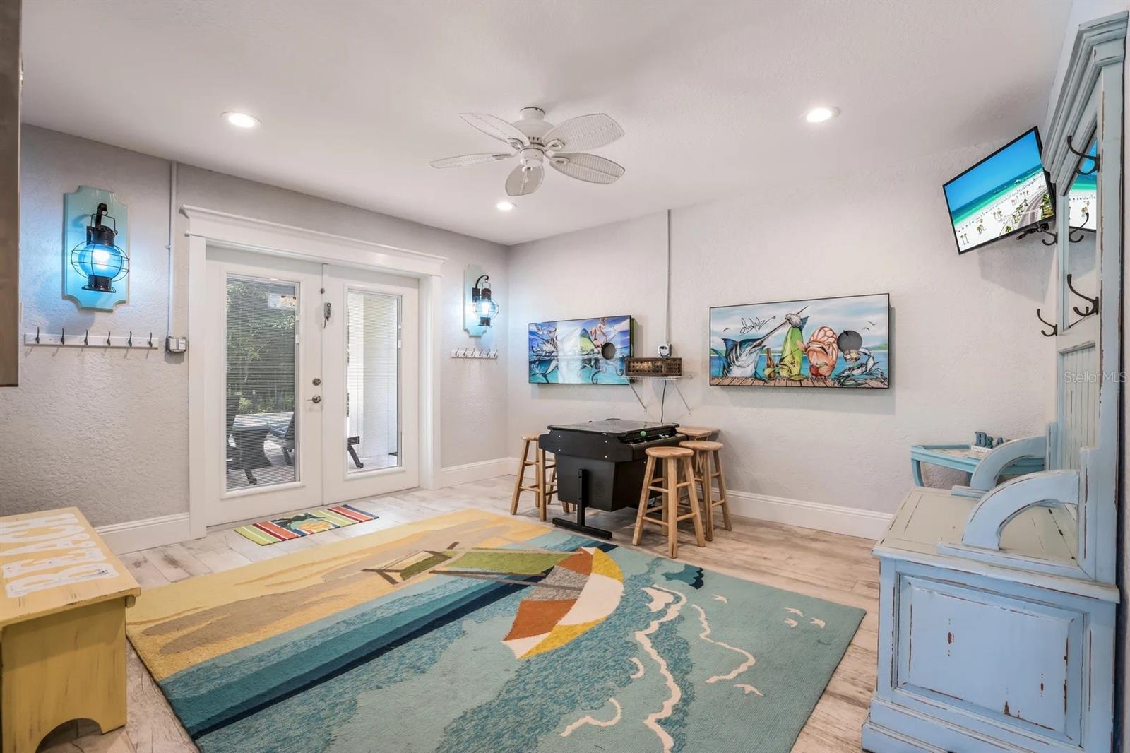 HOLMES BEACH DEV 1ST UNIT - Residential