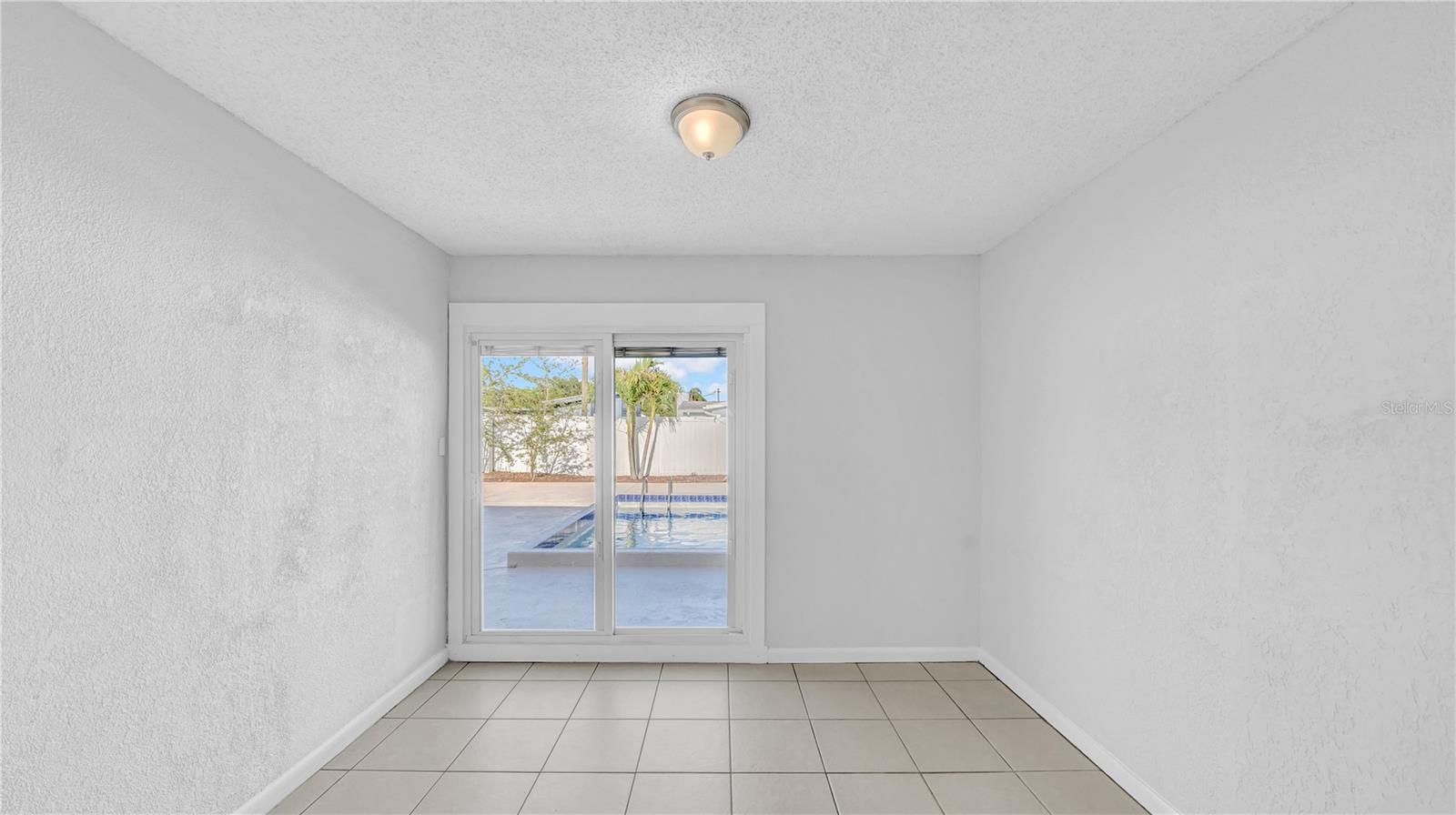 MEADOW LAWN 11TH ADD - Residential Lease