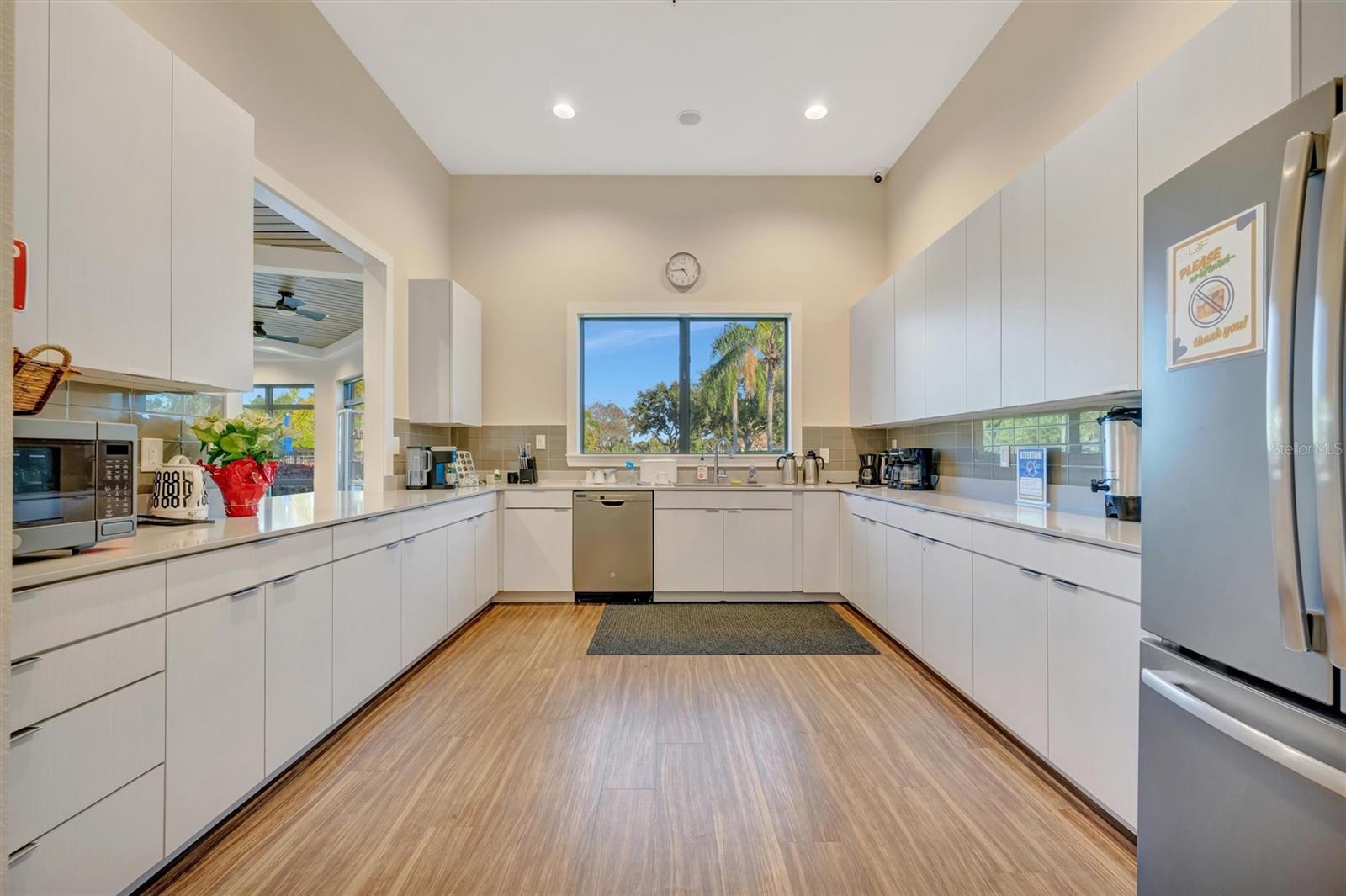 LAKERIDGE FALLS PH 1C - Residential