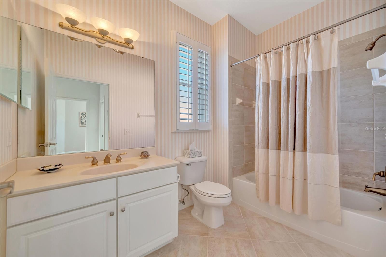 LAKERIDGE FALLS PH 1C - Residential