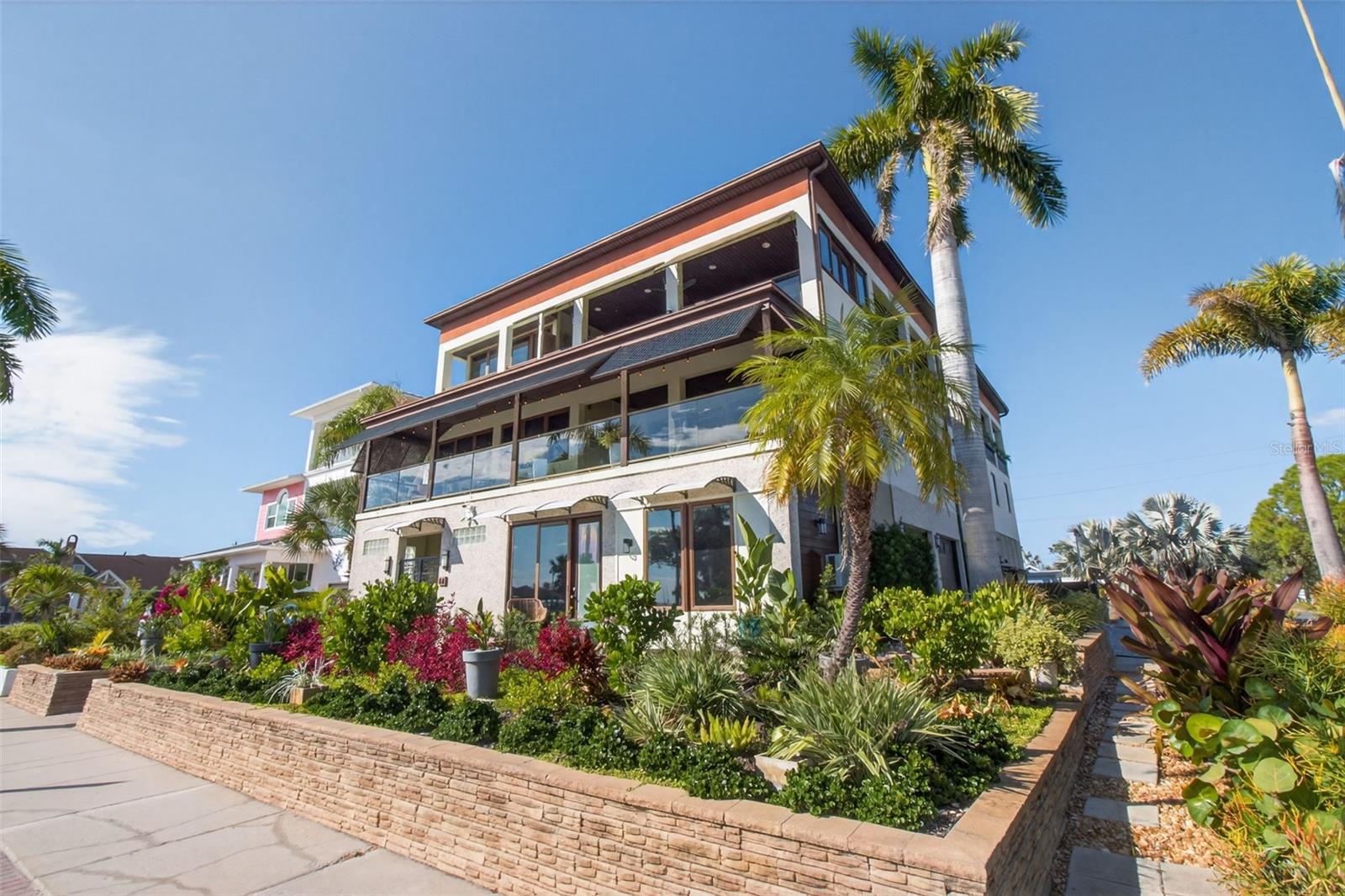 BOCA CEIGA PARK - Commercial Sale