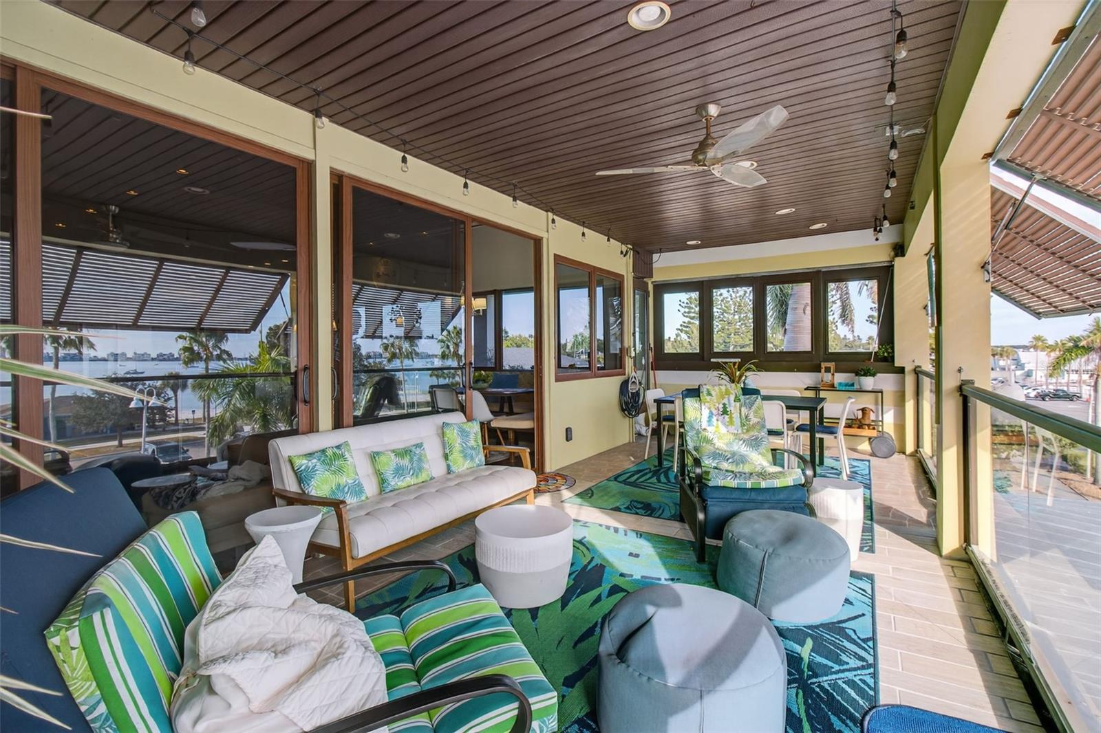 BOCA CEIGA PARK - Commercial Sale