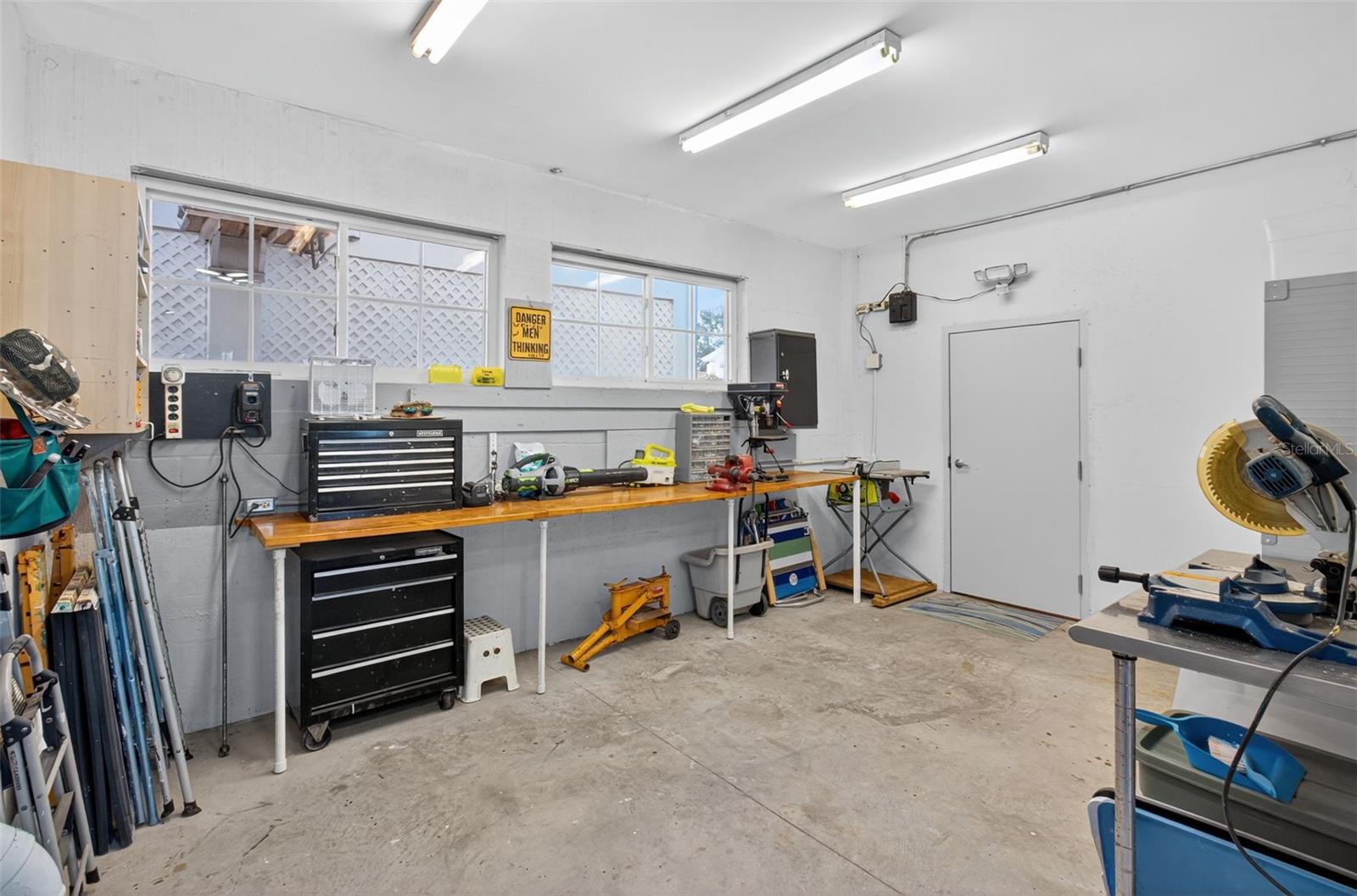 BOCA CEIGA PARK - Commercial Sale