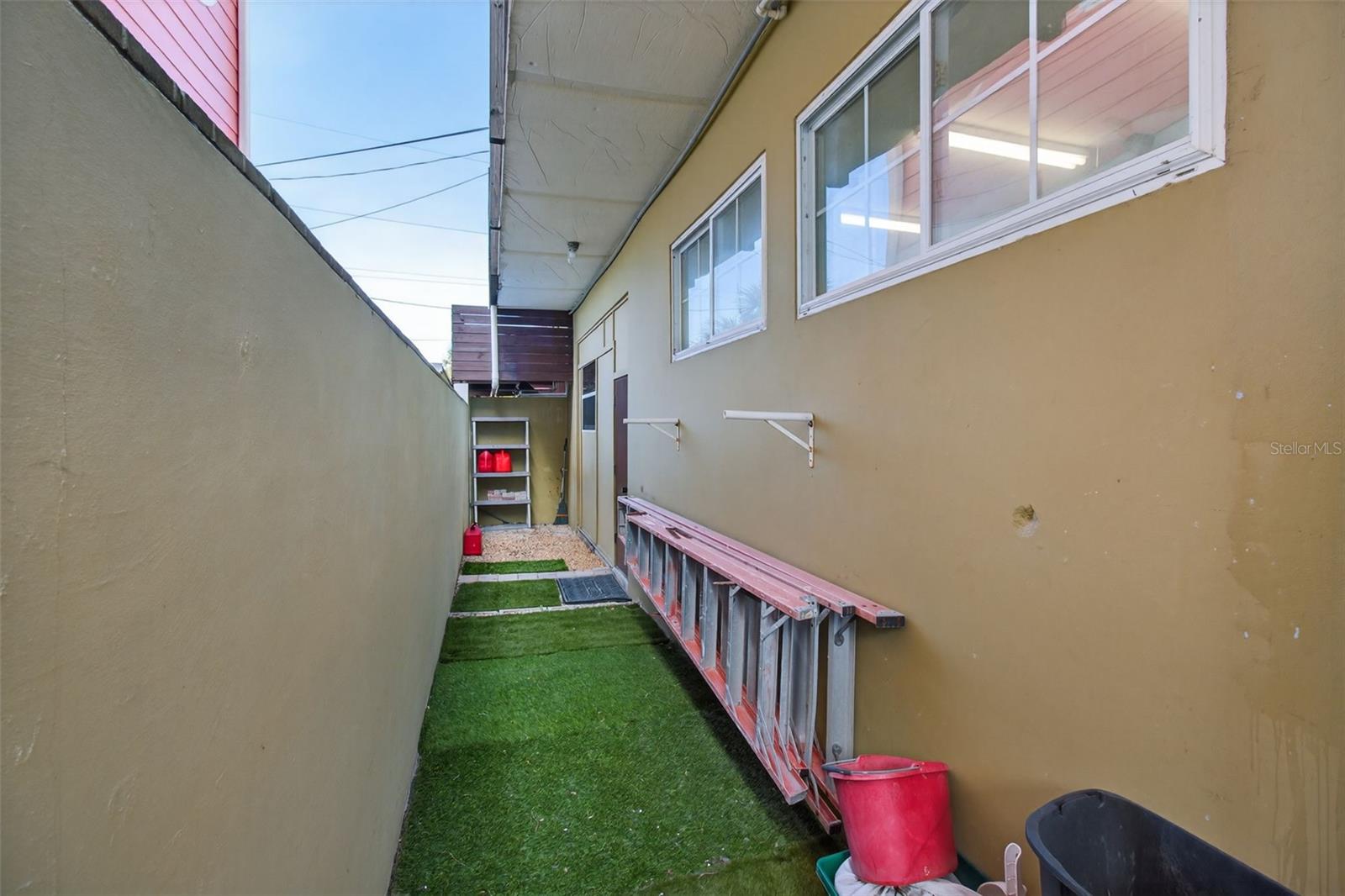 BOCA CEIGA PARK - Commercial Sale