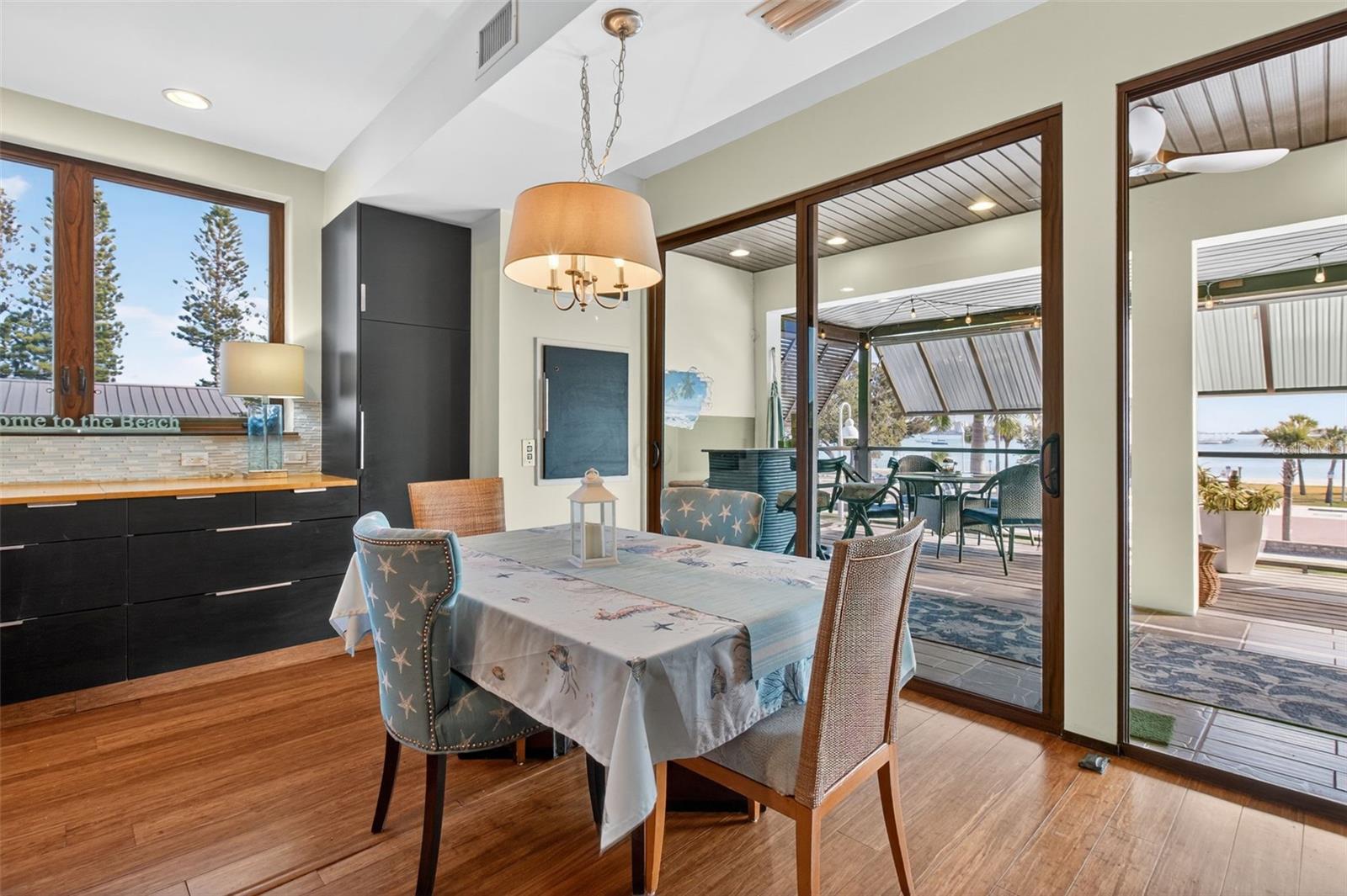 BOCA CEIGA PARK - Commercial Sale