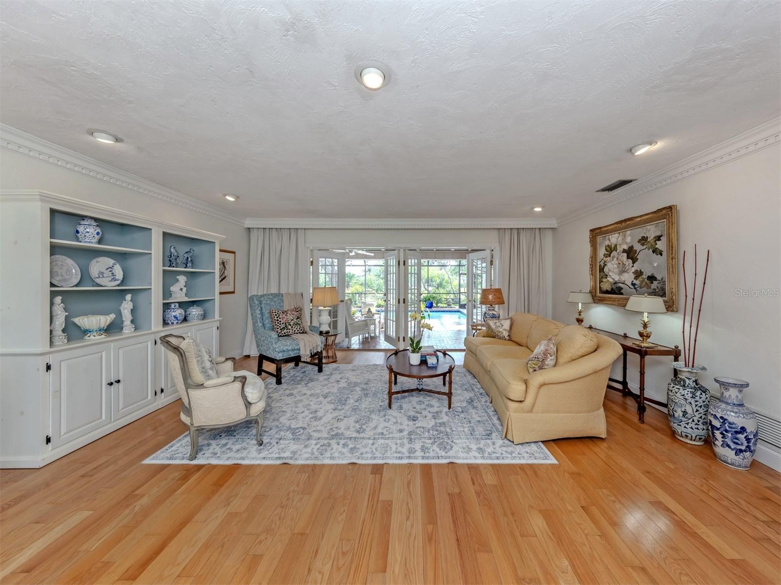 SORRENTO WOODS - Residential