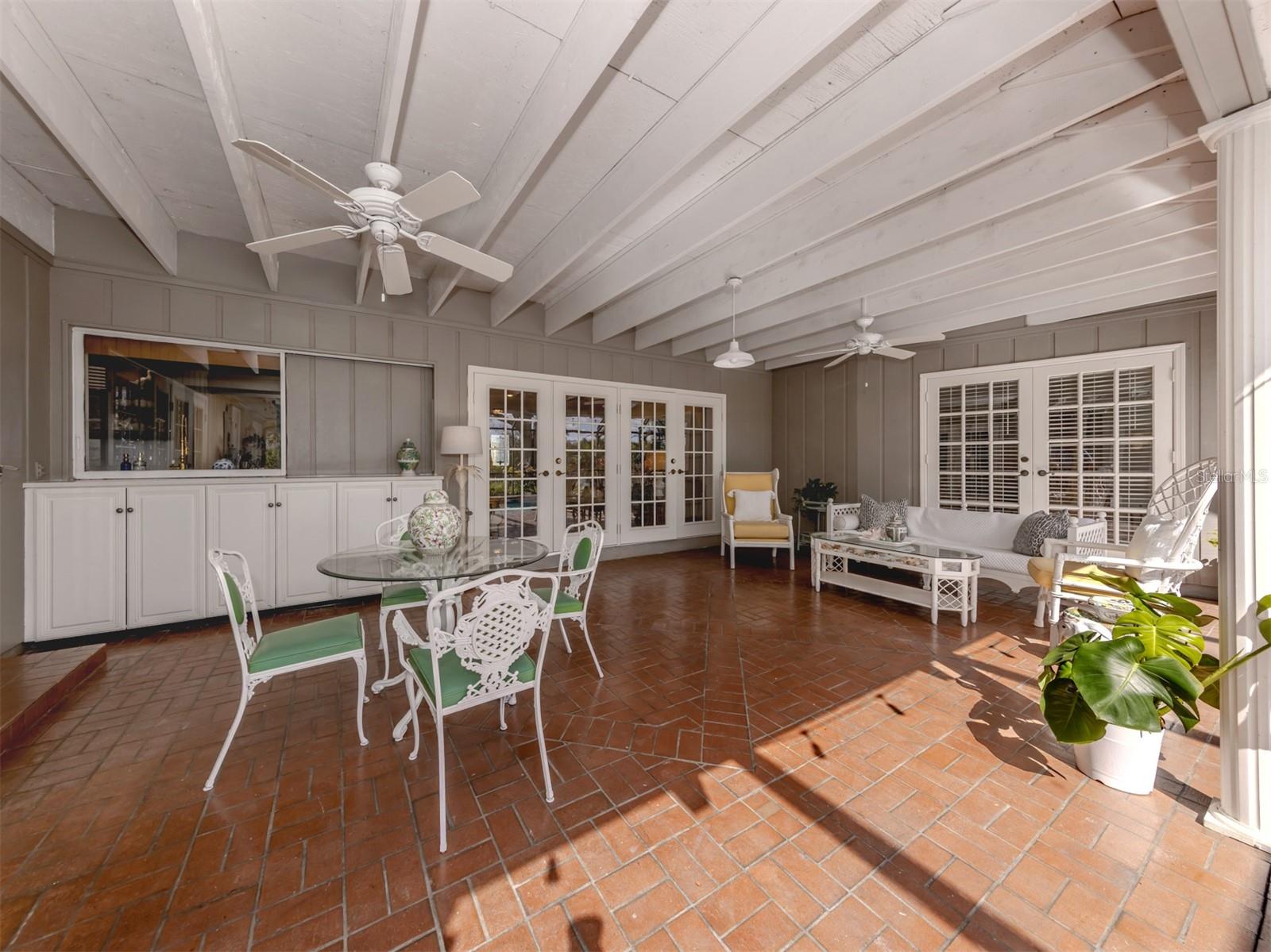 SORRENTO WOODS - Residential