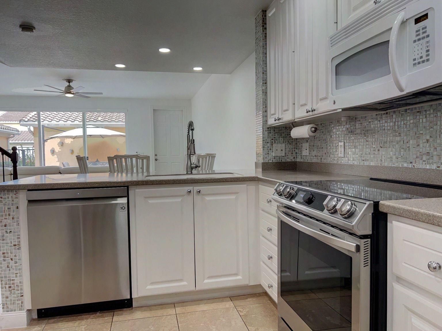 VILLAGEWALK/LK NONAA 01B - Residential