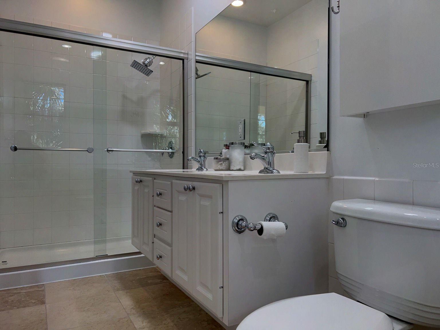 VILLAGEWALK/LK NONAA 01B - Residential