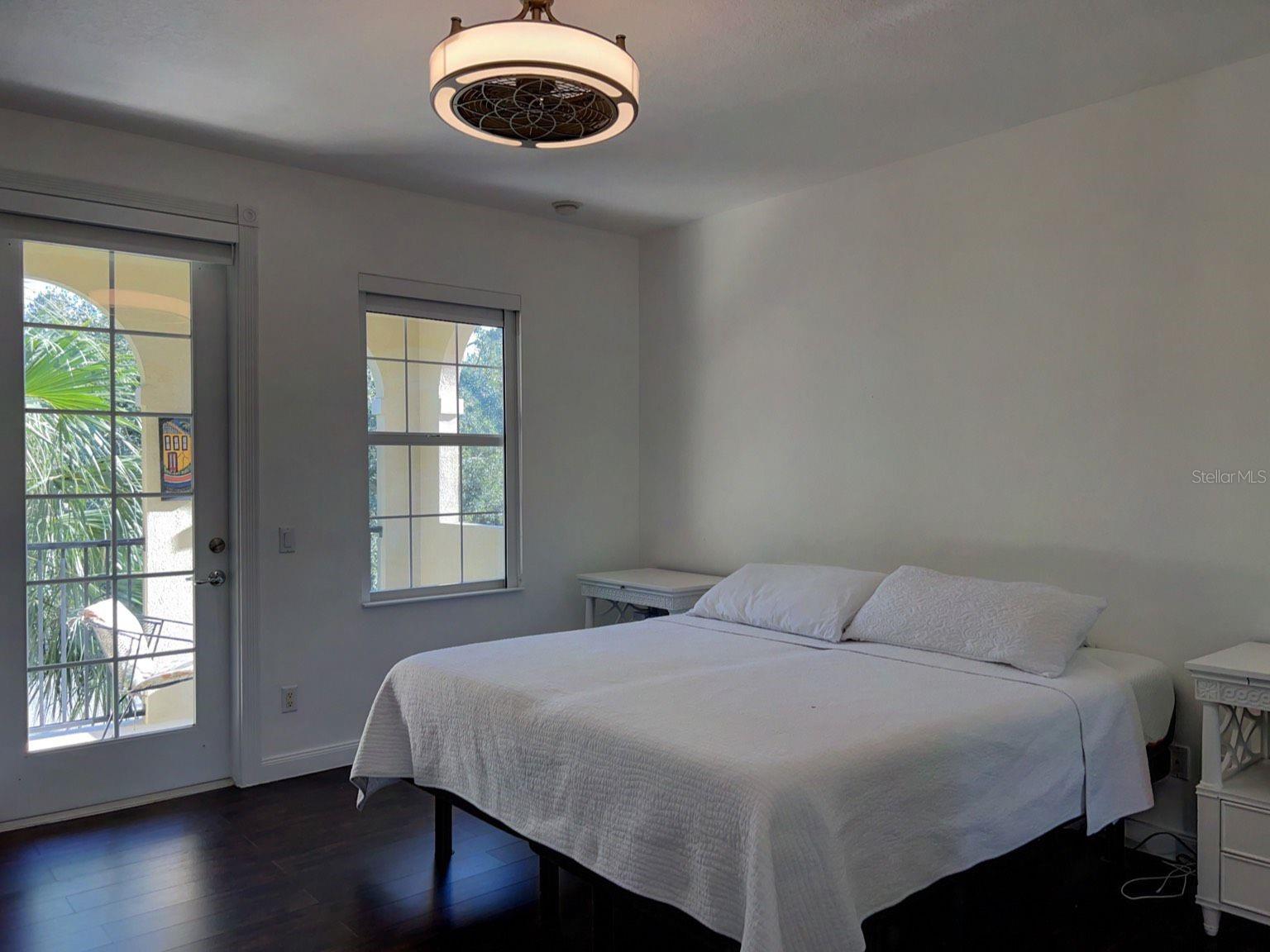 VILLAGEWALK/LK NONAA 01B - Residential