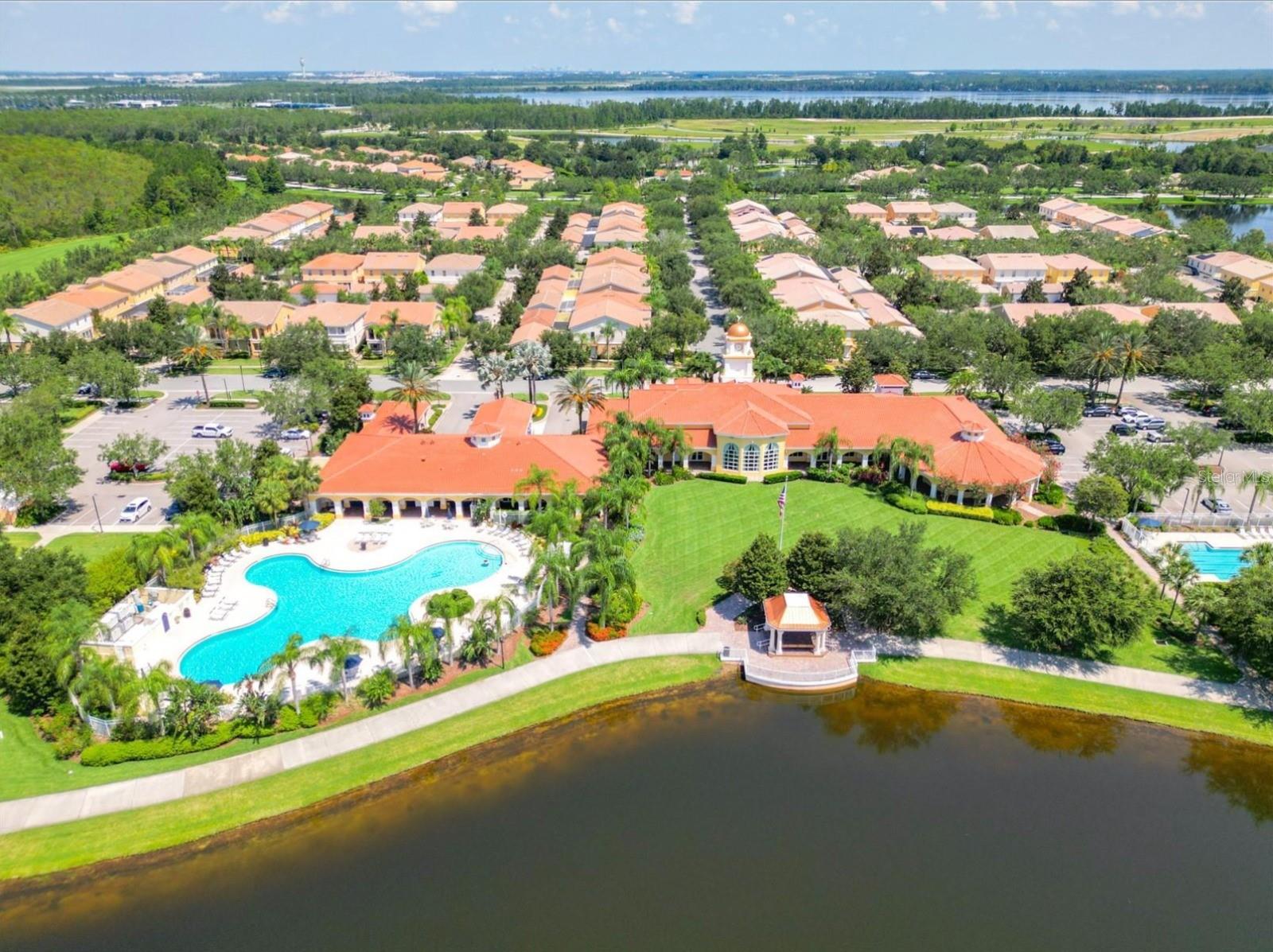 VILLAGEWALK/LK NONAA 01B - Residential