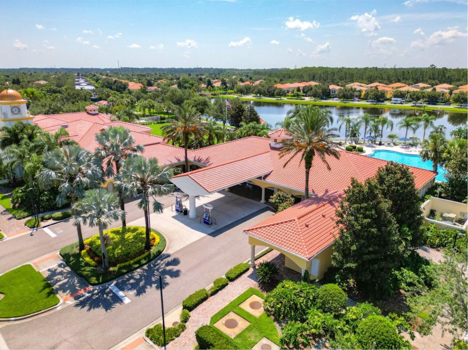 VILLAGEWALK/LK NONAA 01B - Residential