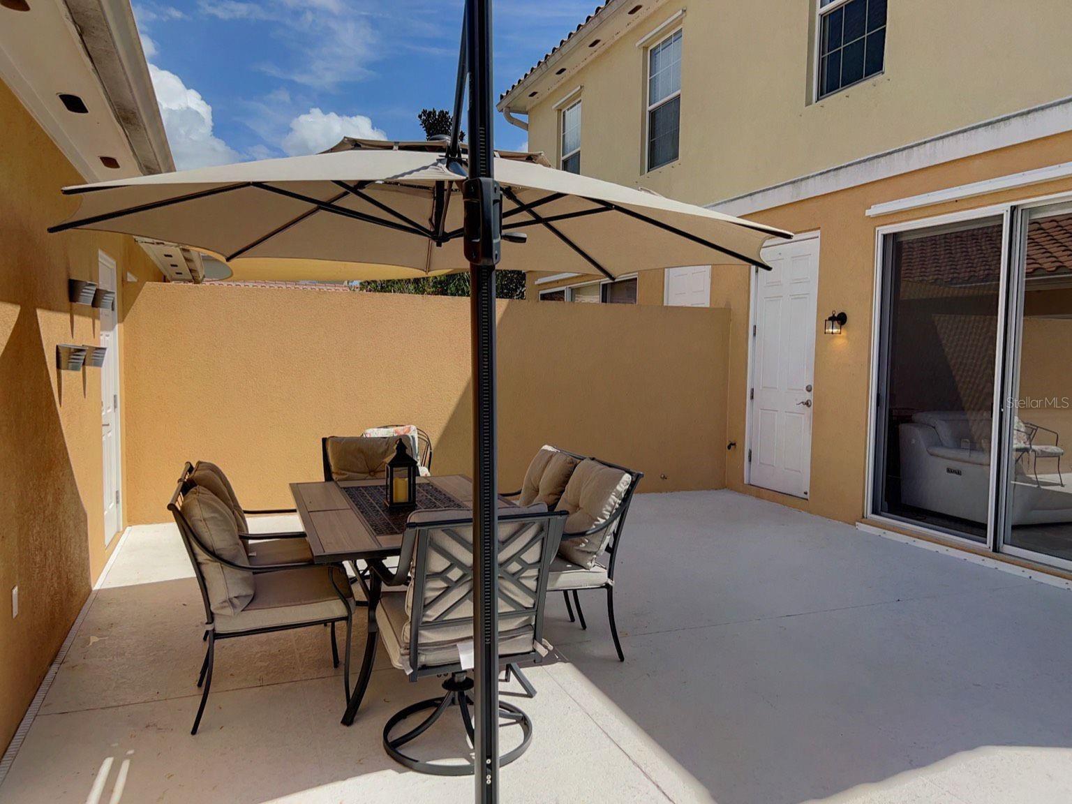 VILLAGEWALK/LK NONAA 01B - Residential