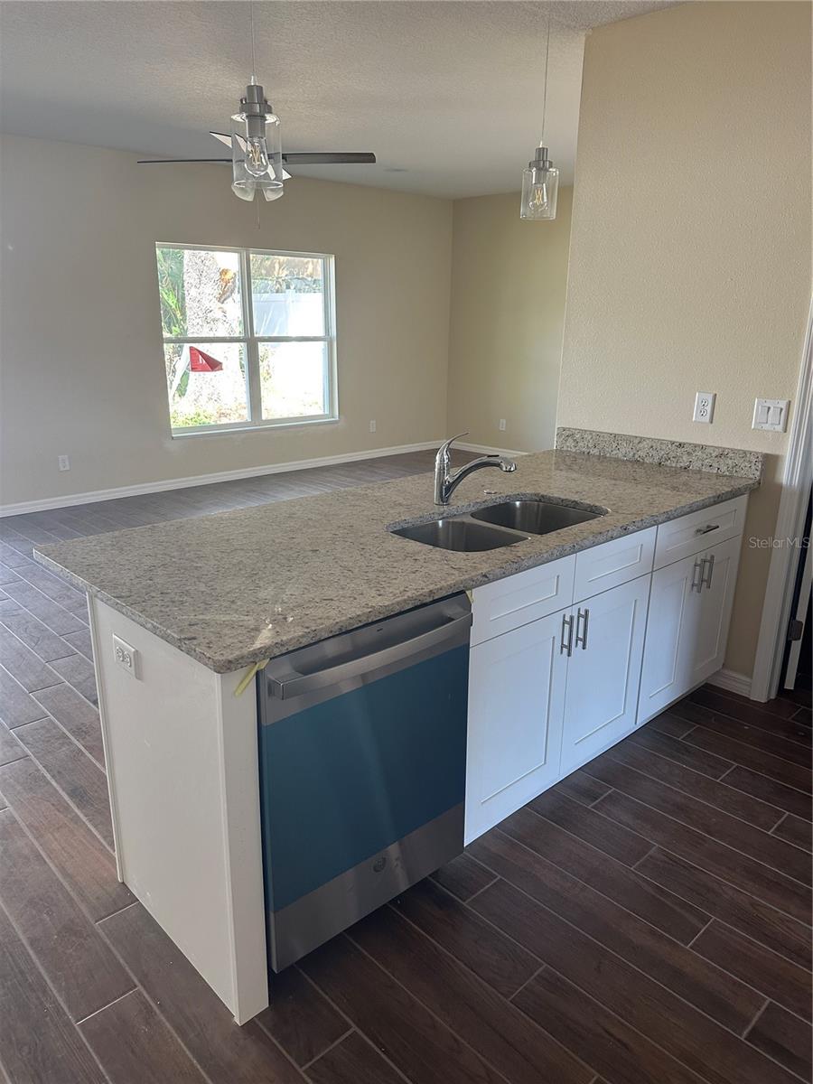 HEATHER LAKES PHASE 1 UNIT 1 S - Residential