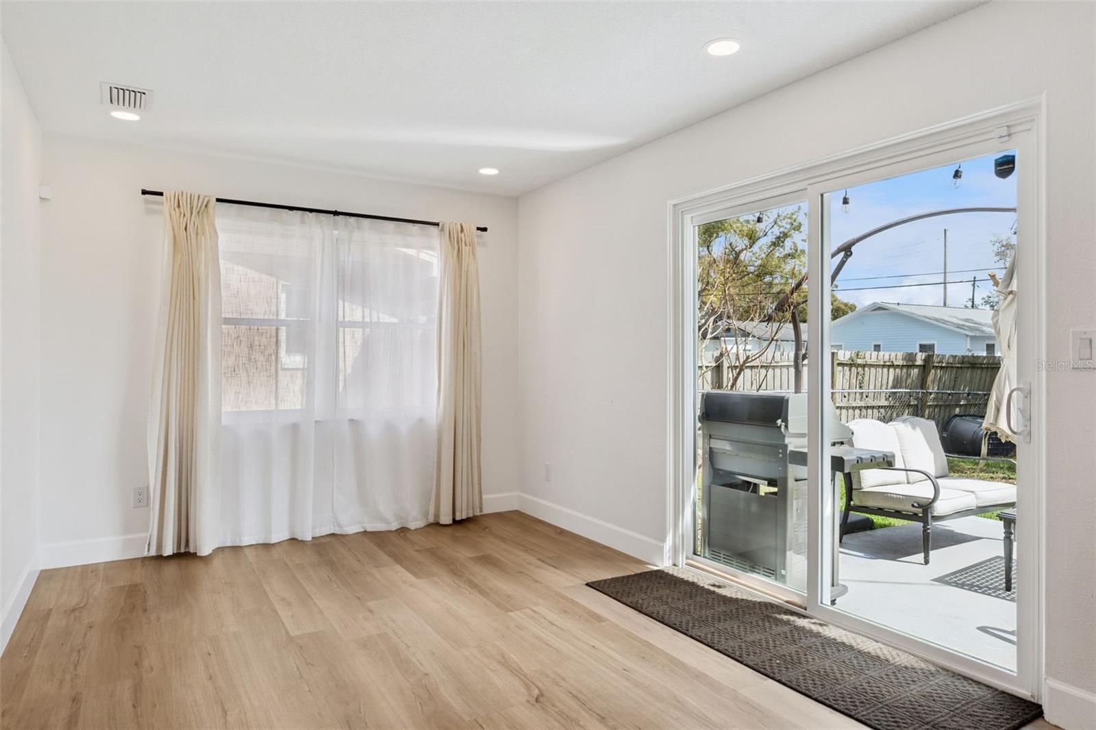 DOVER TERRACE - Residential