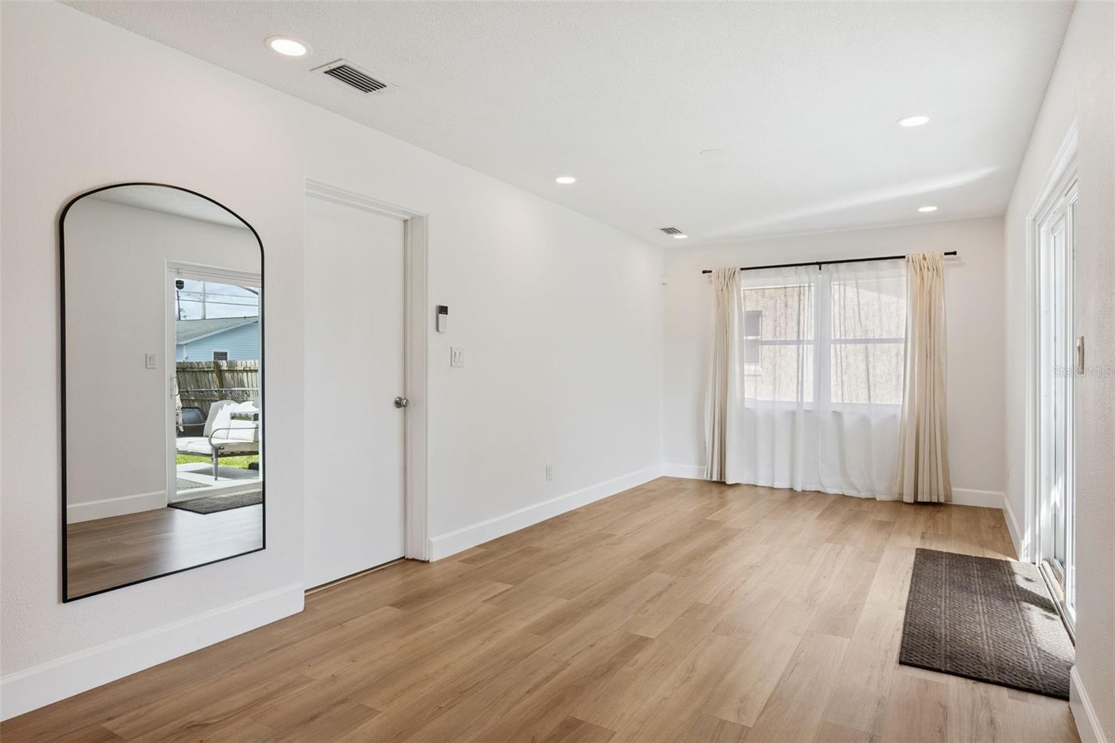 DOVER TERRACE - Residential