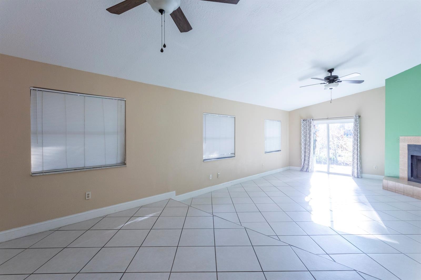 GREENSPOINTE - Residential