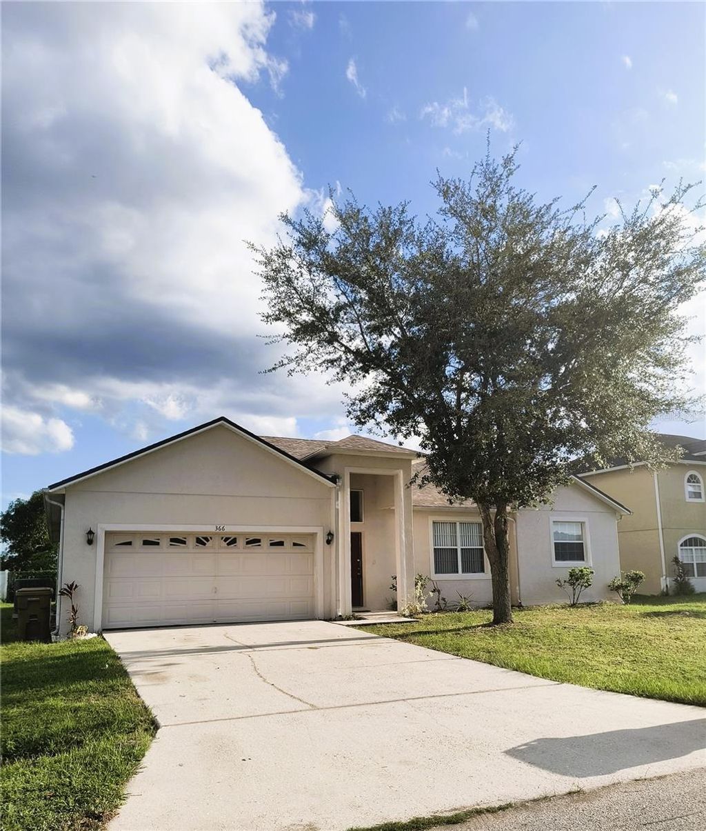 Photo of 366 Aylesbury Court, Kissimmee, FL 34758 (MLS # S5135652)