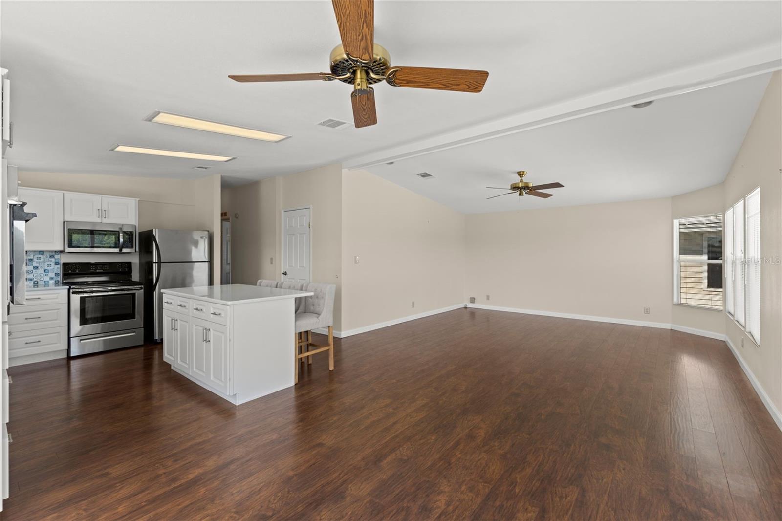 MOBEL AMERICANA MOBILE HOME PARK UNREC - Residential