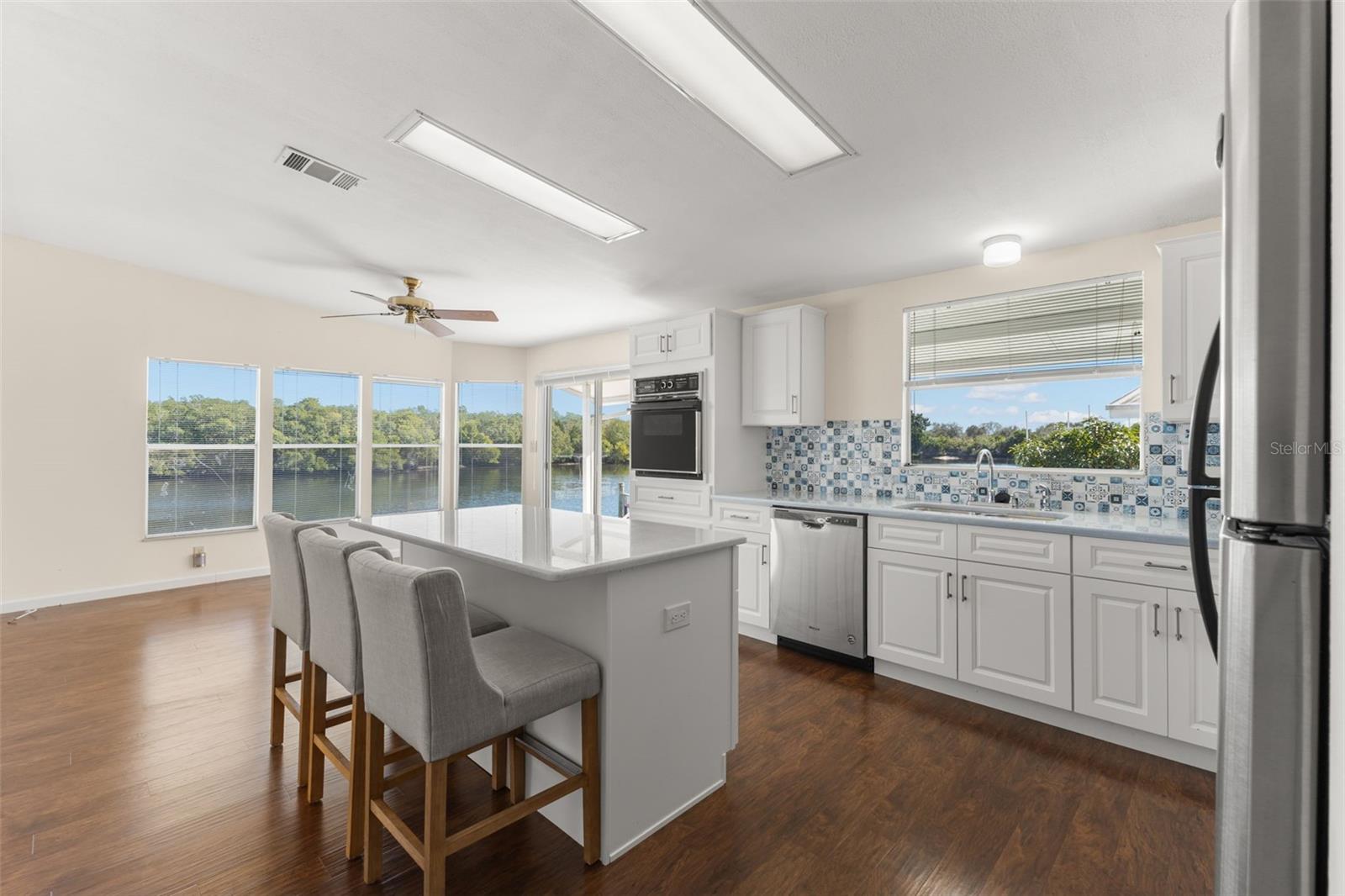 MOBEL AMERICANA MOBILE HOME PARK UNREC - Residential