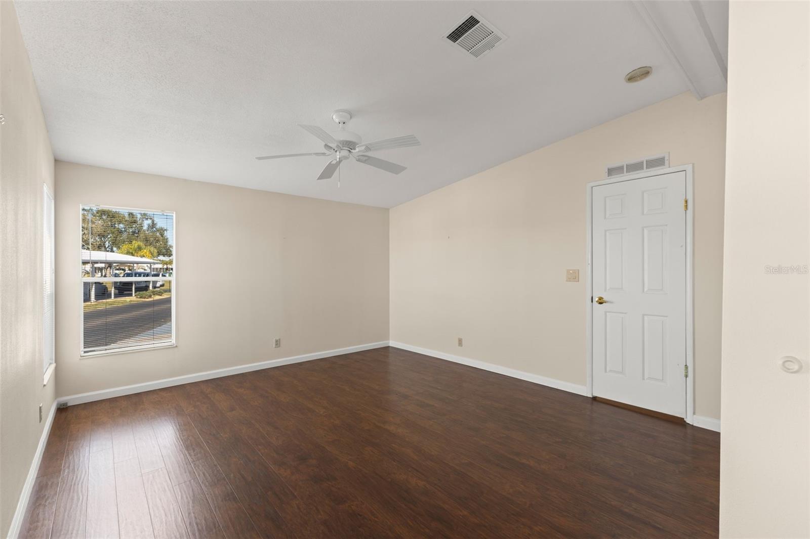 MOBEL AMERICANA MOBILE HOME PARK UNREC - Residential