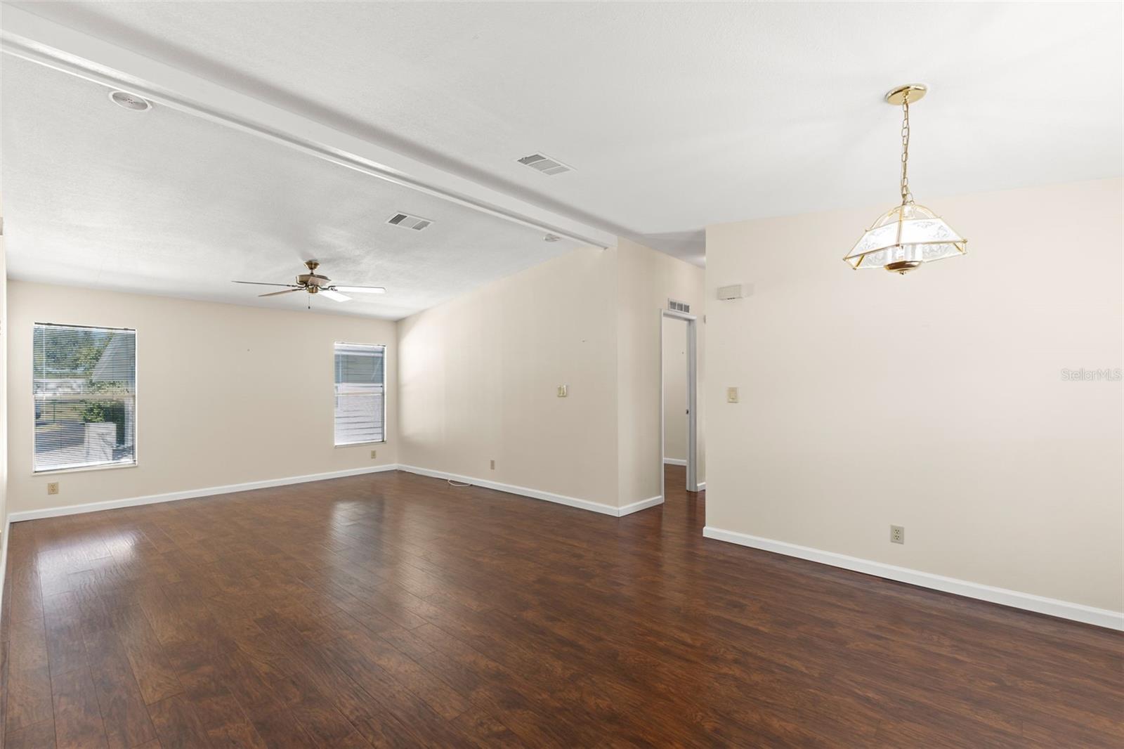 MOBEL AMERICANA MOBILE HOME PARK UNREC - Residential