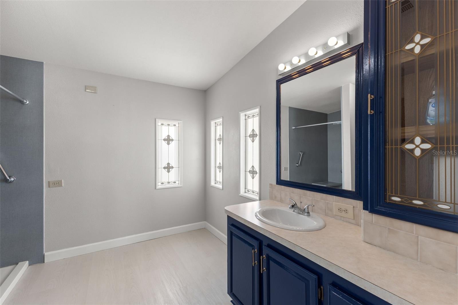 MOBEL AMERICANA MOBILE HOME PARK UNREC - Residential