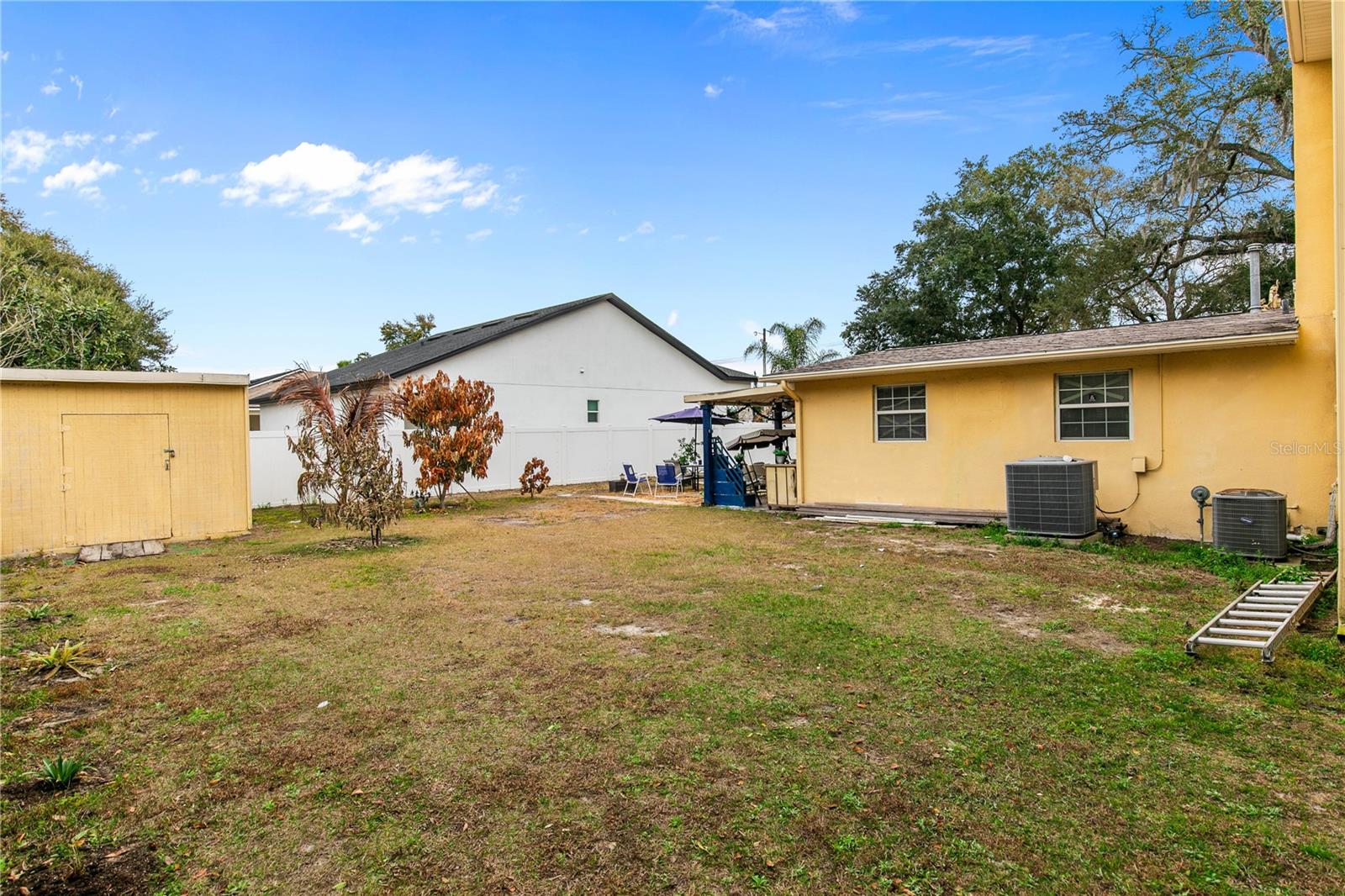 LAKEVIEW FARMS - Residential