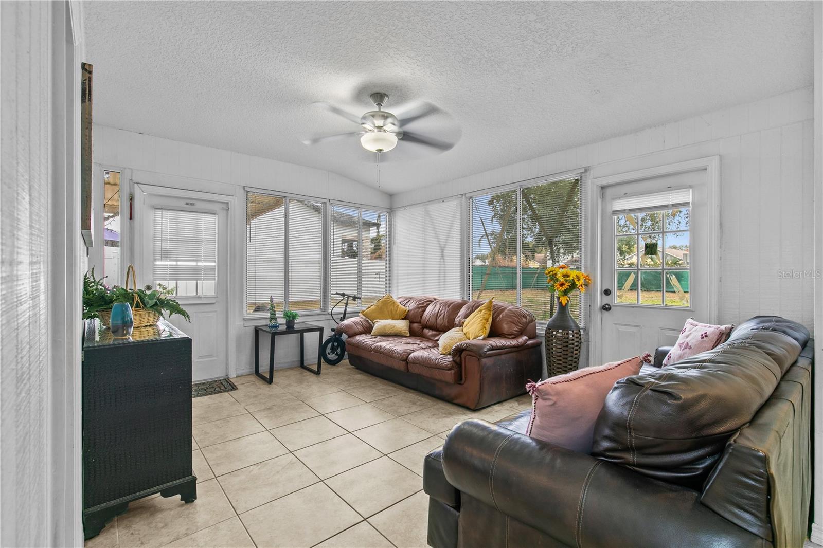 LAKEVIEW FARMS - Residential