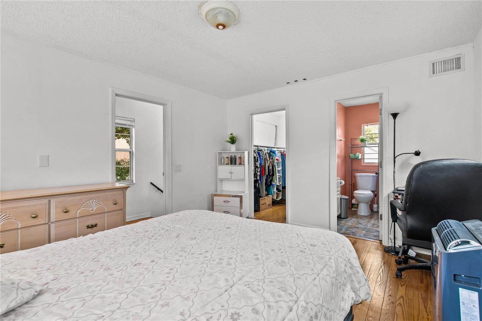 LAKEVIEW FARMS - Residential