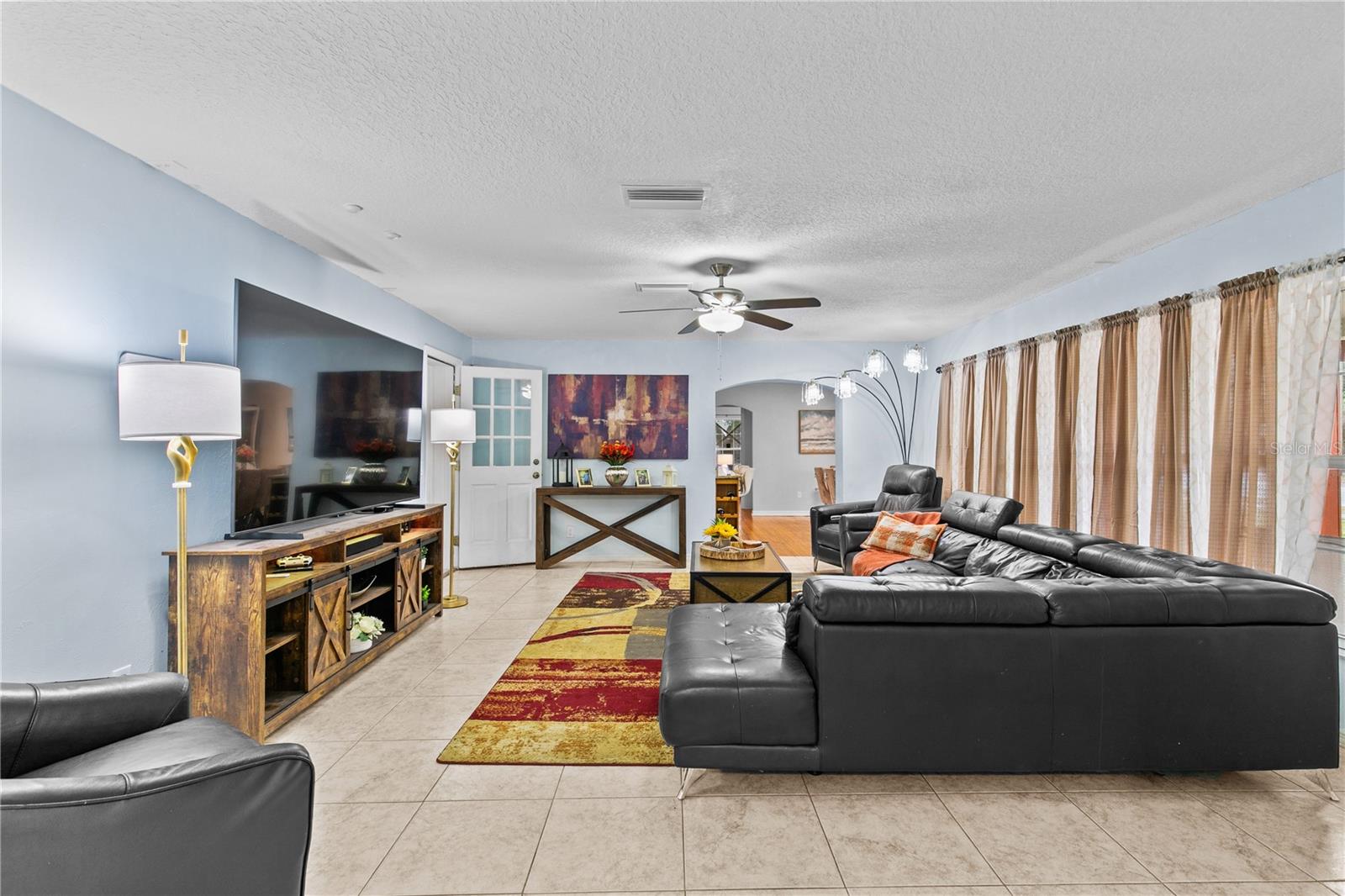 LAKEVIEW FARMS - Residential