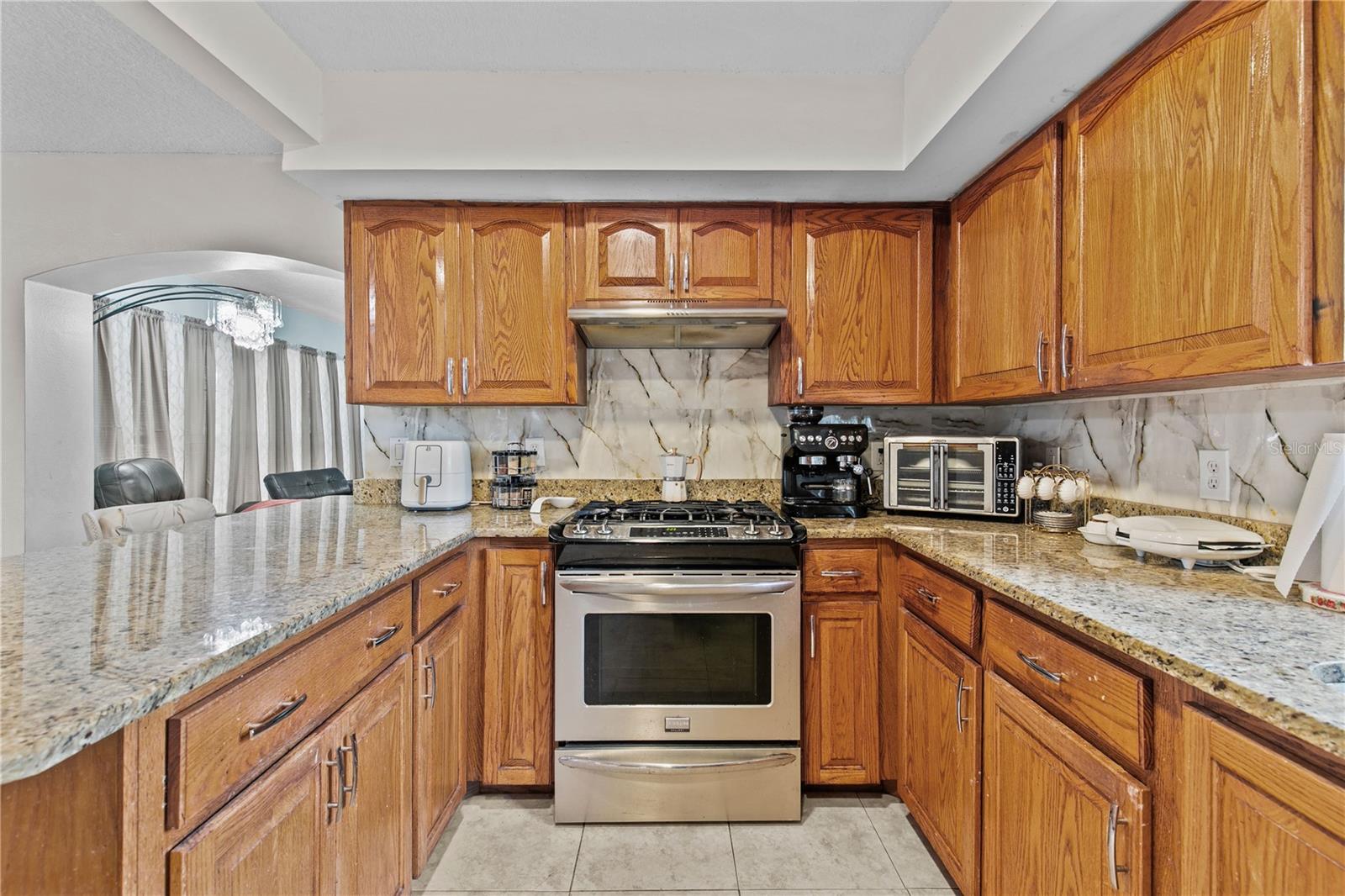 LAKEVIEW FARMS - Residential