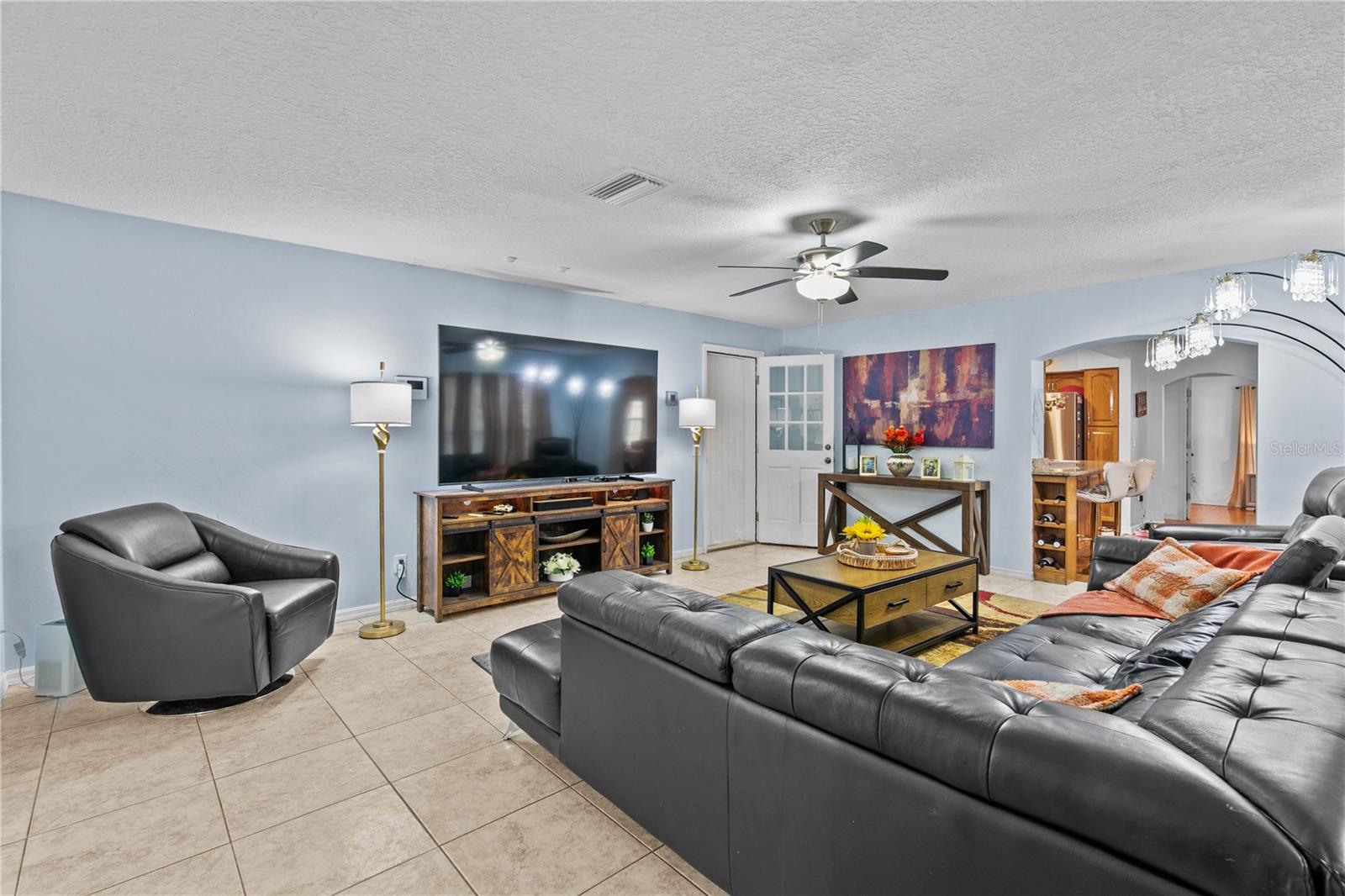 LAKEVIEW FARMS - Residential