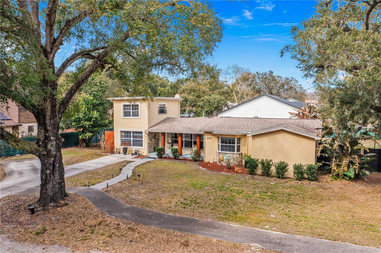 LAKEVIEW FARMS - Residential