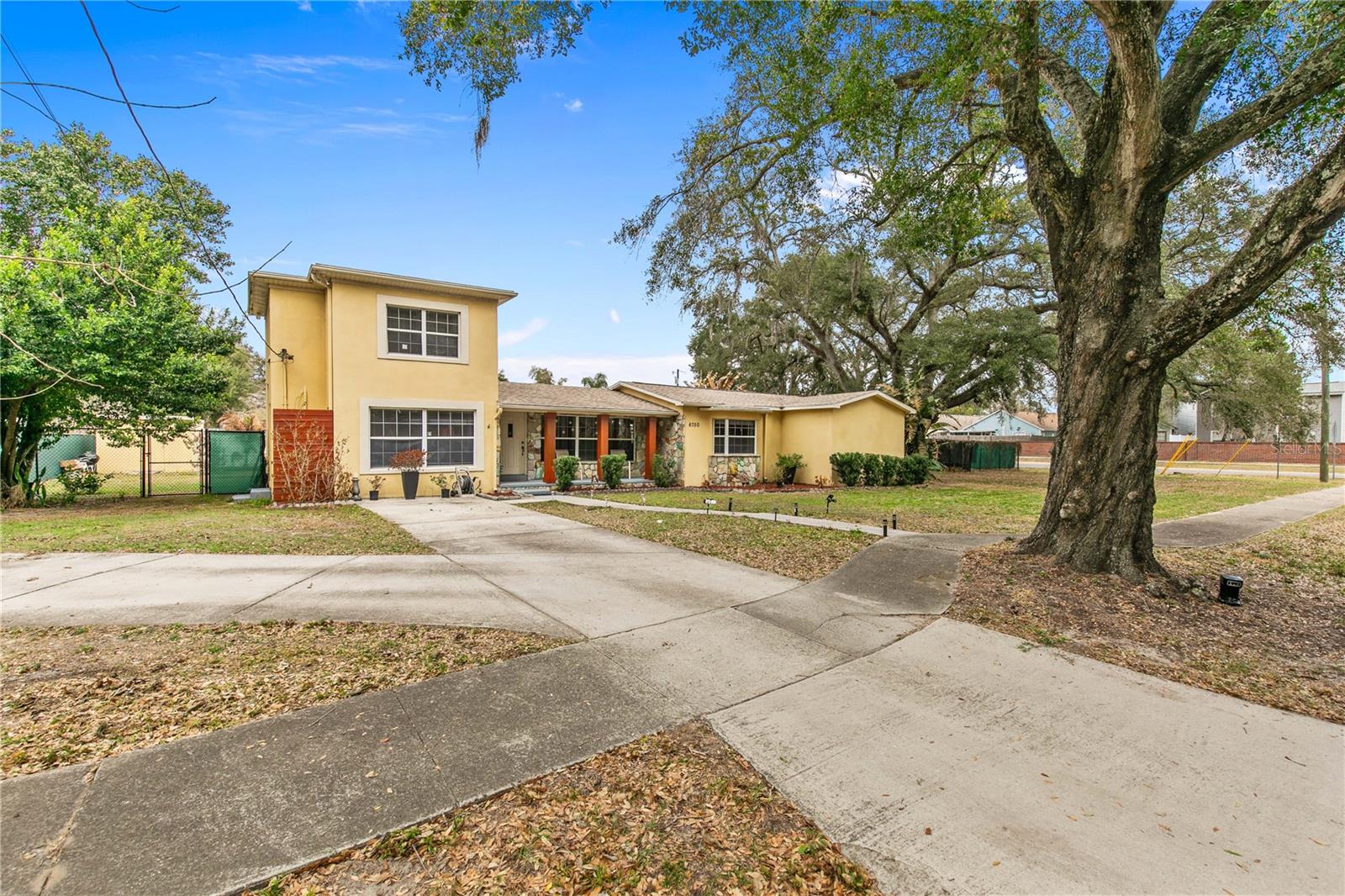 LAKEVIEW FARMS - Residential