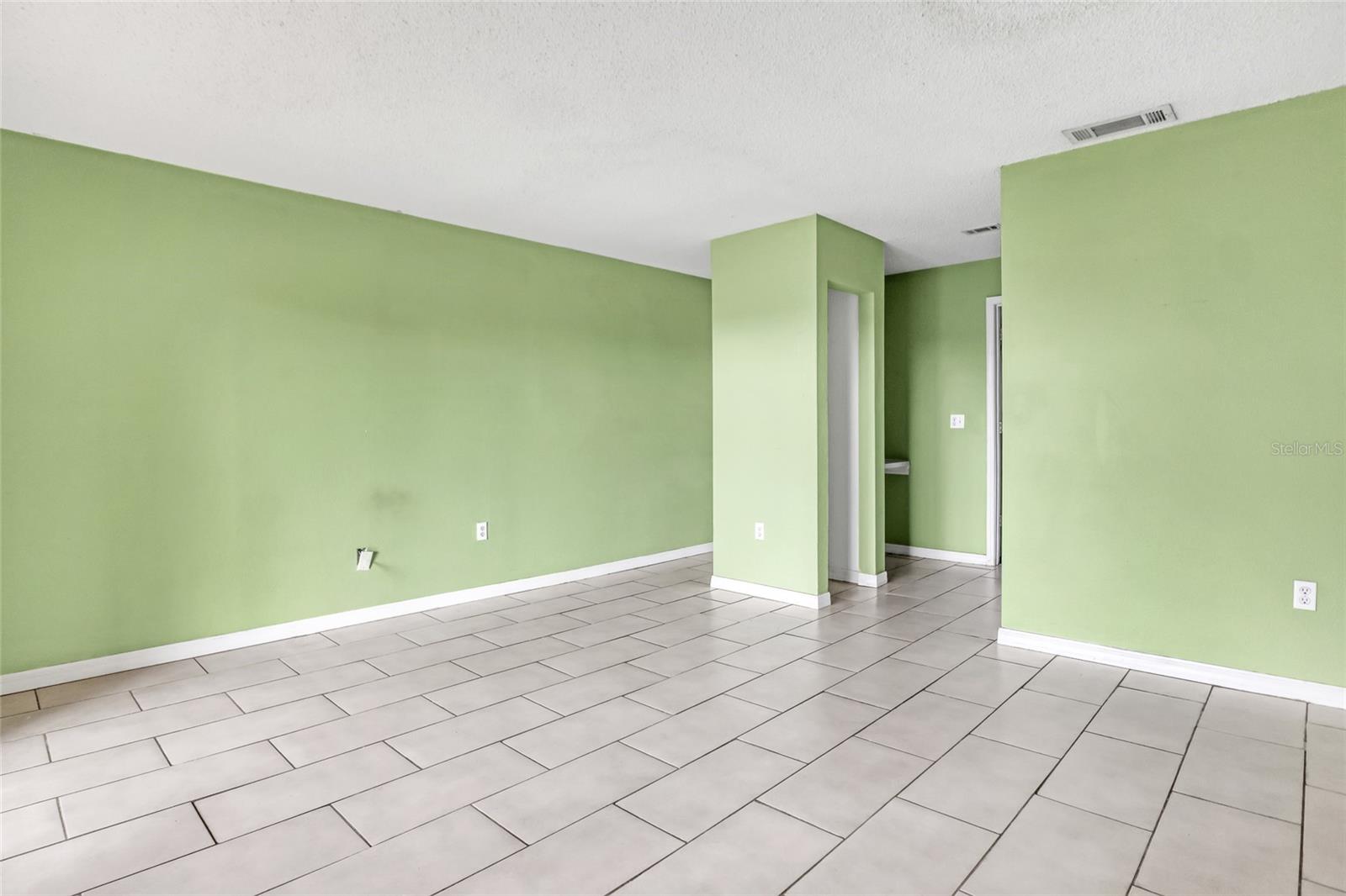 OAK PARK VILLAS OF BREVARD CONDO - Residential