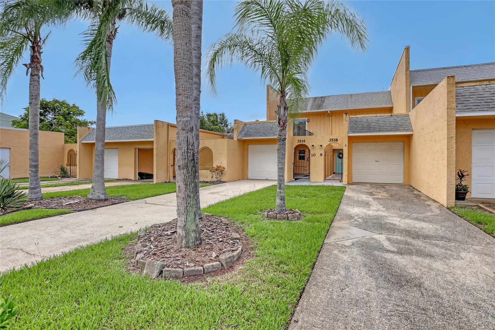 OAK PARK VILLAS OF BREVARD CONDO - Residential